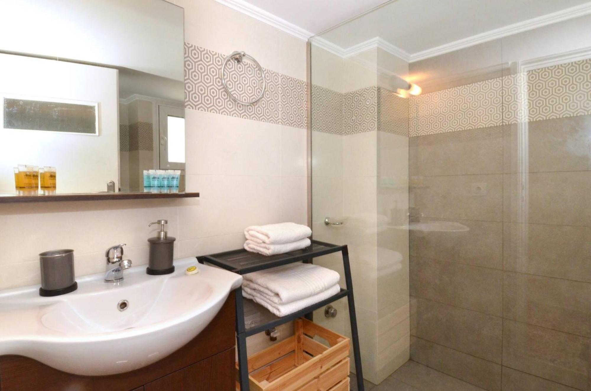 Exarchia, A Nice And Cozy Apartment Αθήνα Εξωτερικό φωτογραφία